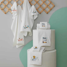 Load image into Gallery viewer, Daschounds Bath Towel &amp; Washer Set in an Organza Bag
